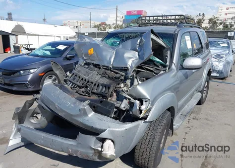 2005 Toyota Sequoia Sr5 V8 z USA, uszkodzony, nr VIN 5TDZT34A75S248883